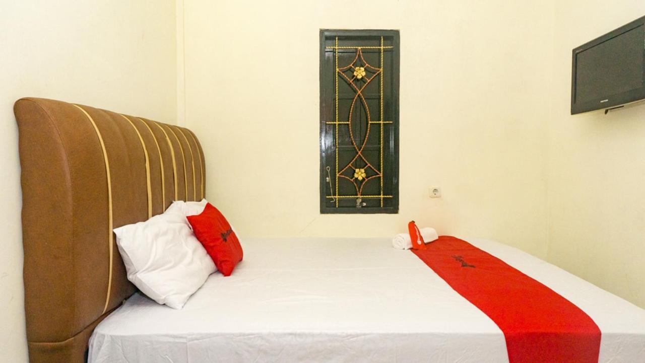 فندق Reddoorz Near Sentani Airport جايابورا المظهر الخارجي الصورة