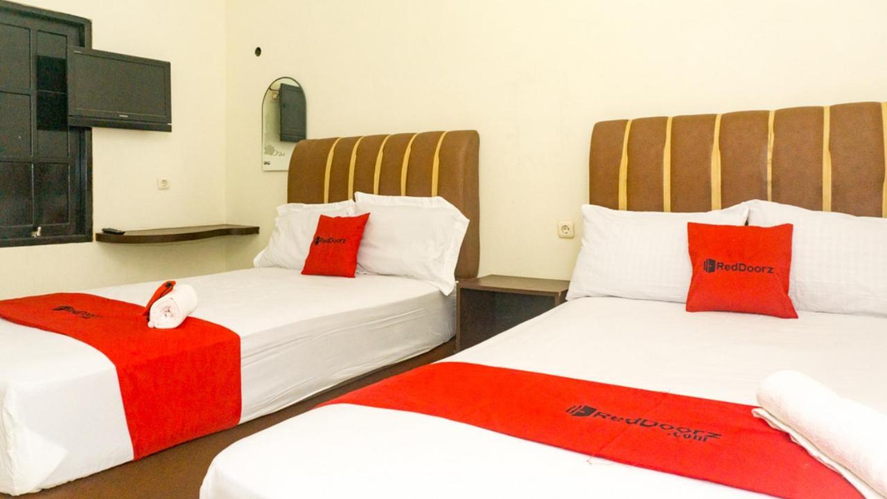 فندق Reddoorz Near Sentani Airport جايابورا المظهر الخارجي الصورة