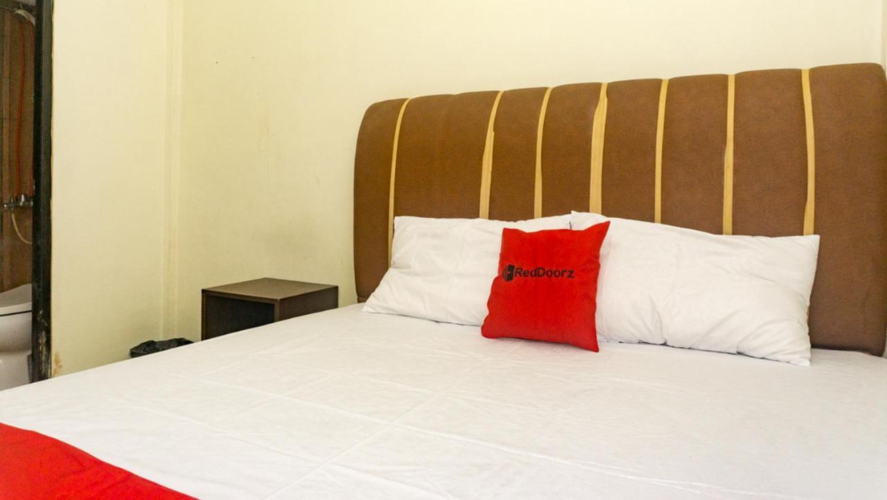 فندق Reddoorz Near Sentani Airport جايابورا المظهر الخارجي الصورة